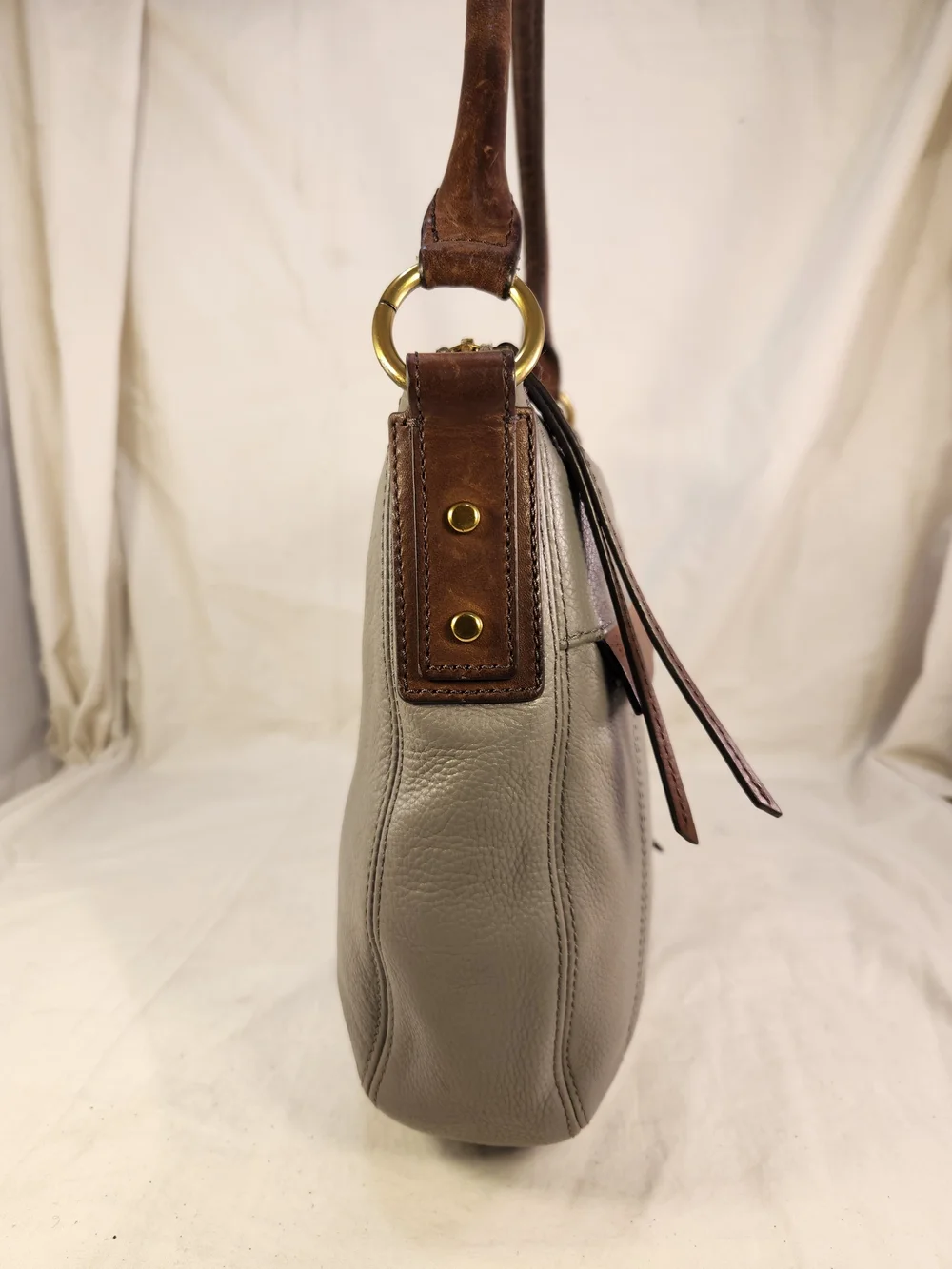 FOSSIL PEBBLED LEATHER GRAY BROWN HAND SHOULDER BAG PURSE EUC